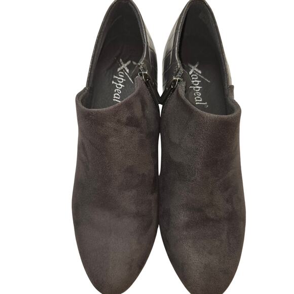 Xappeal Shoes 8 Gray Ankle Boot Platform Closed Toe High Heel - Picture 3 of 7